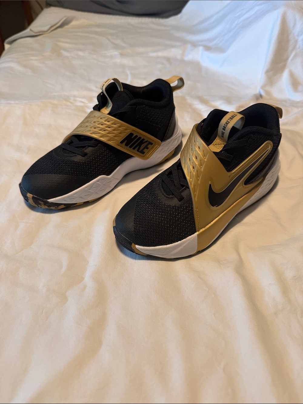 Nike Team Hustle D12 - little kids